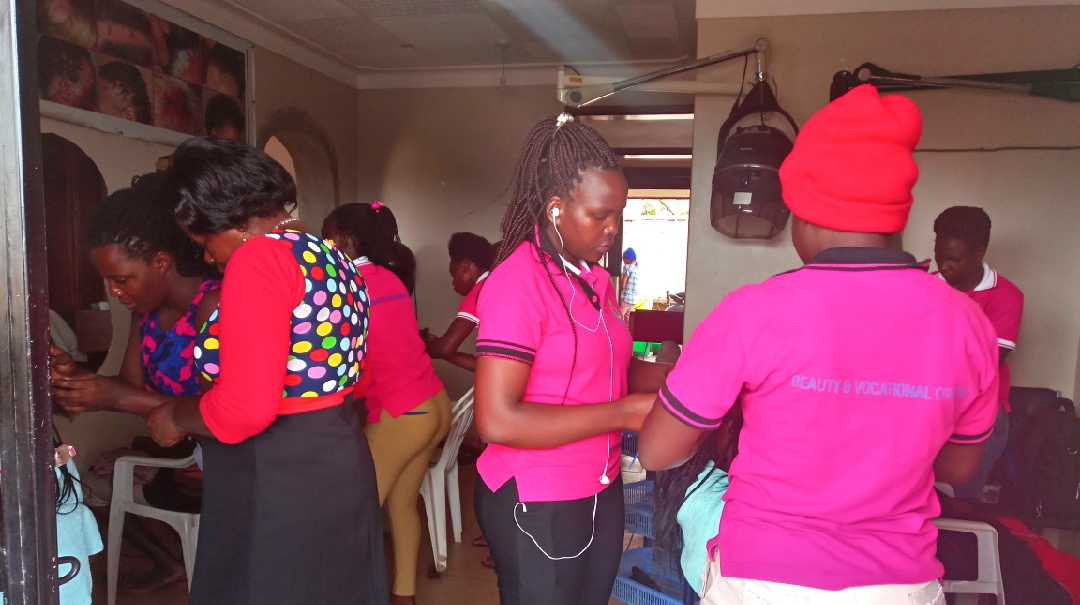 Read more about the article Why Beauty Courses Are Taking the Lead in Vocational Training